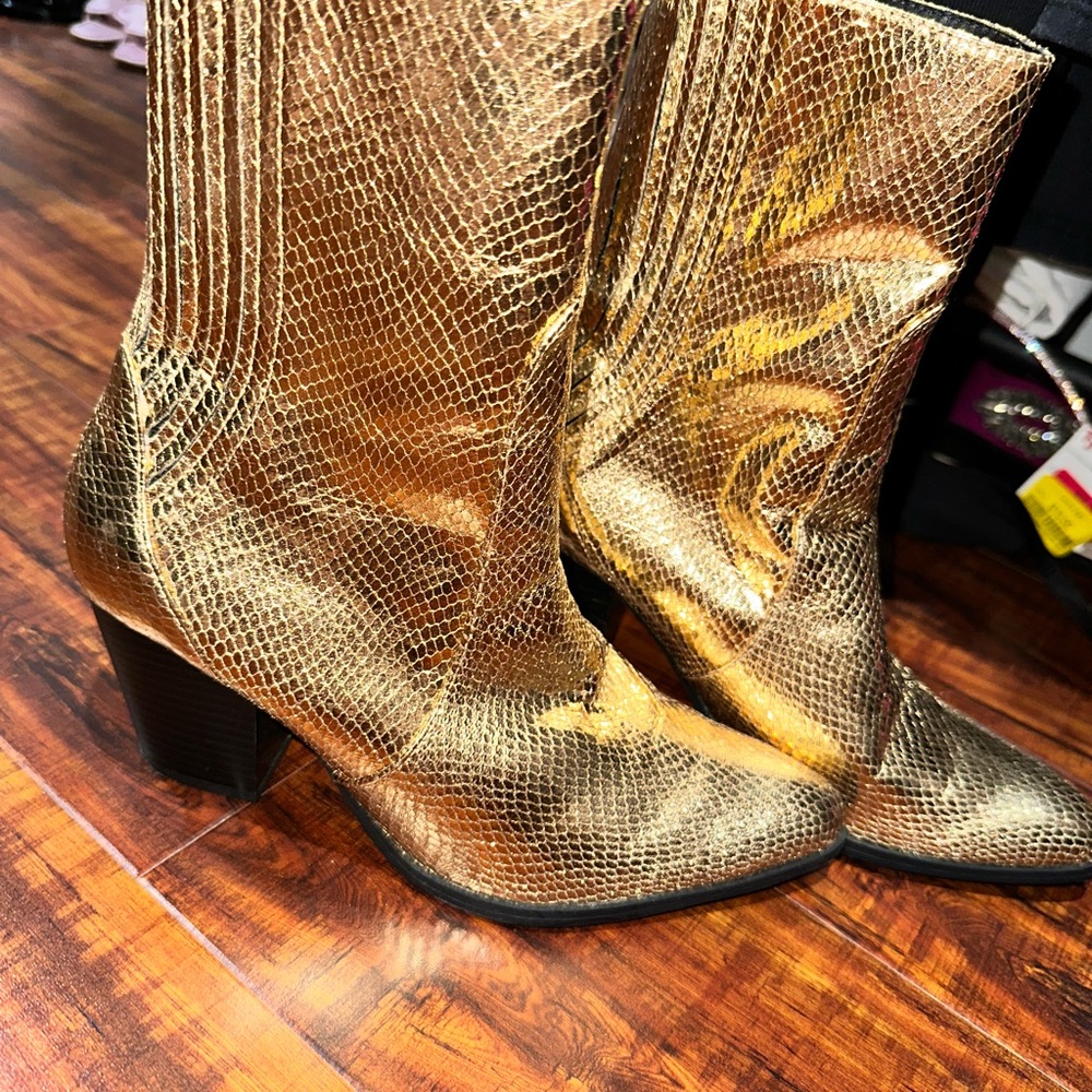Zara Gold Heeled Boots with Textured Finish